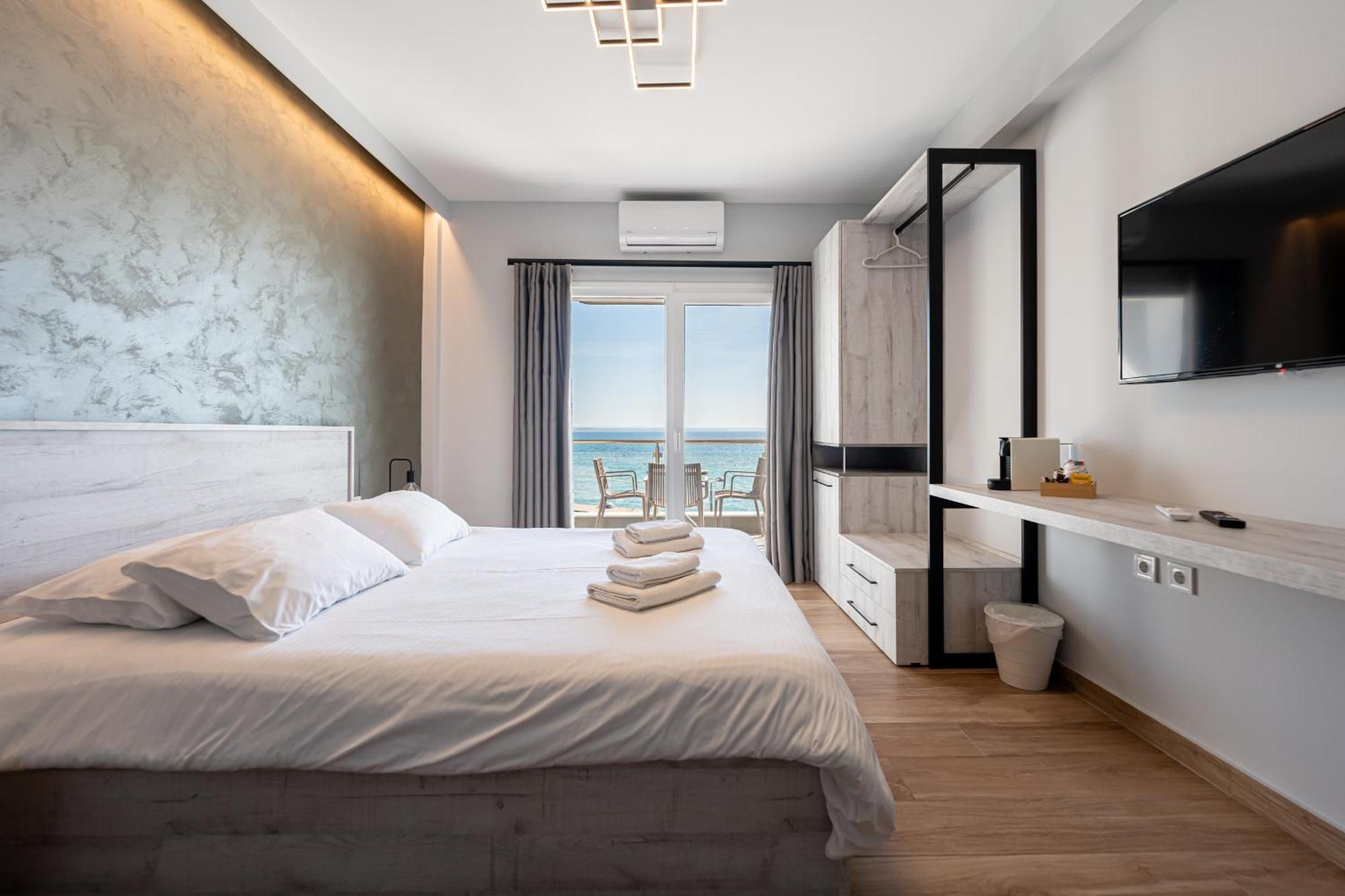 Centralviewsuites Nea Moudania Ngoại thất bức ảnh